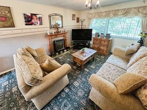 Lounge- click for photo gallery